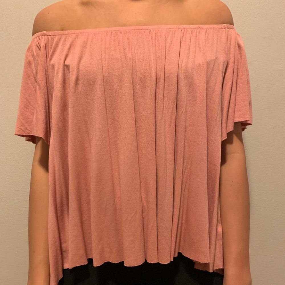 OFF THE SHOULDER PINK TEE